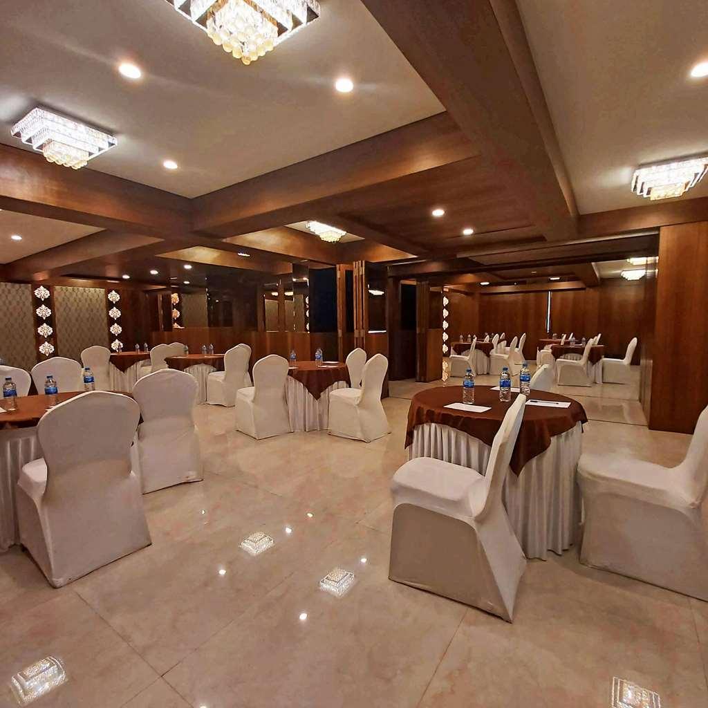 Quality Inn Mint Pune Einrichtungen foto